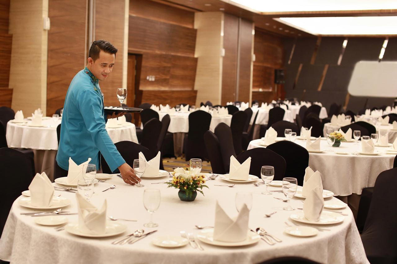 Hotel Ciputra Cibubur Managed By Swiss-Belhotel International Dış mekan fotoğraf