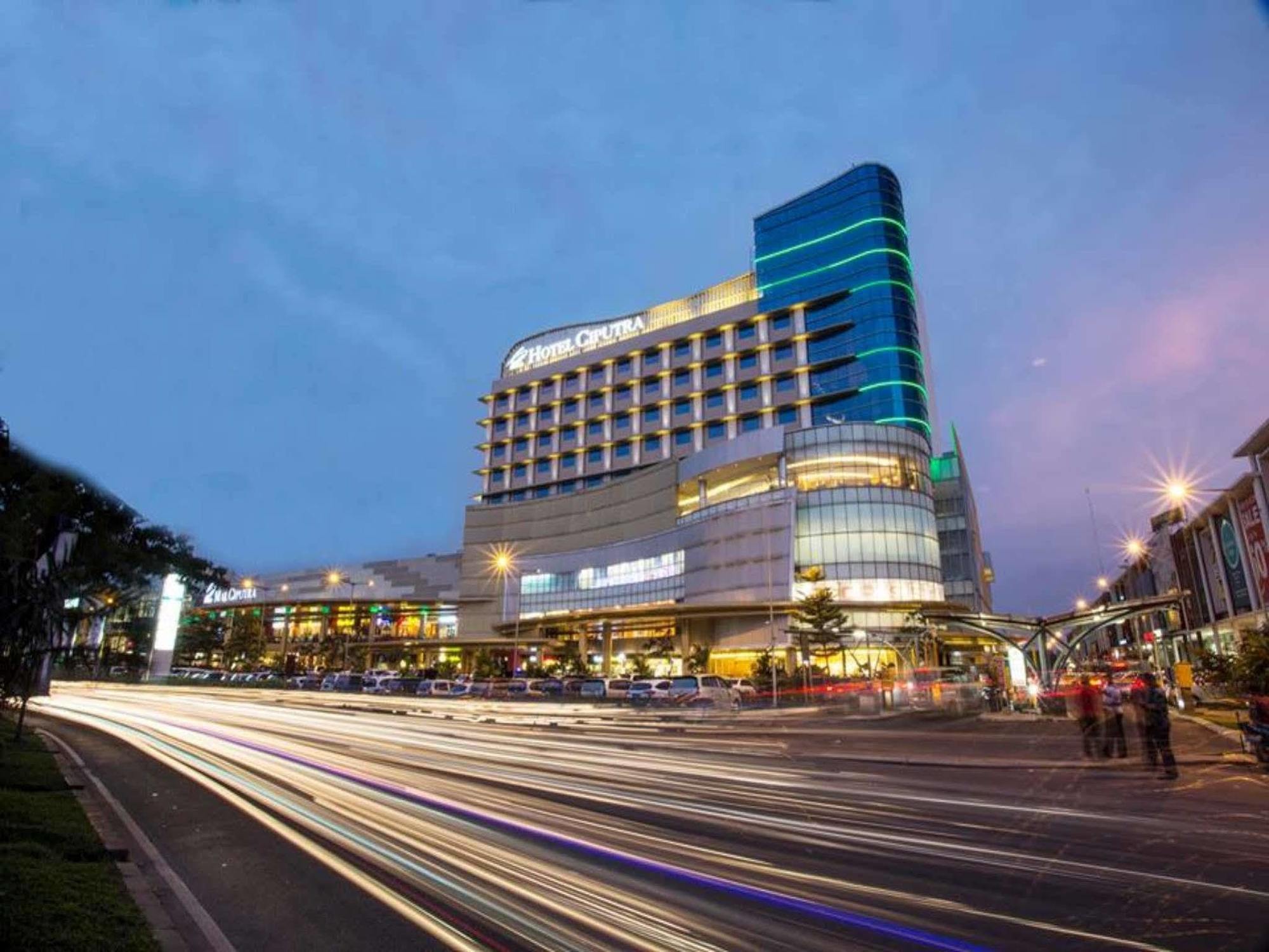 Hotel Ciputra Cibubur Managed By Swiss-Belhotel International Dış mekan fotoğraf